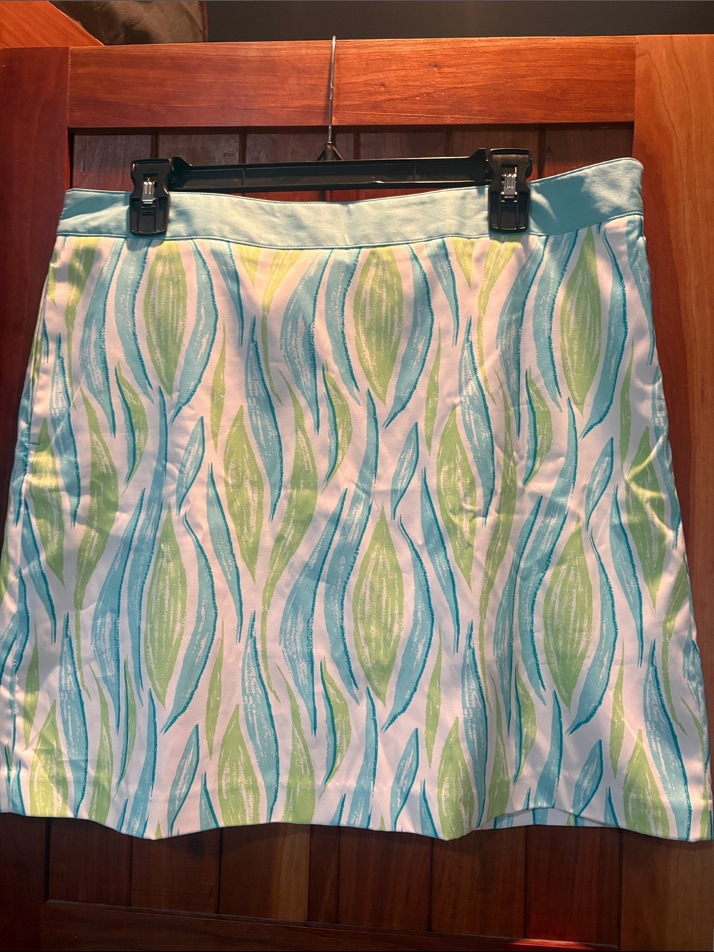 Greg Norman Teal/Green/White Golf Skort Size 10